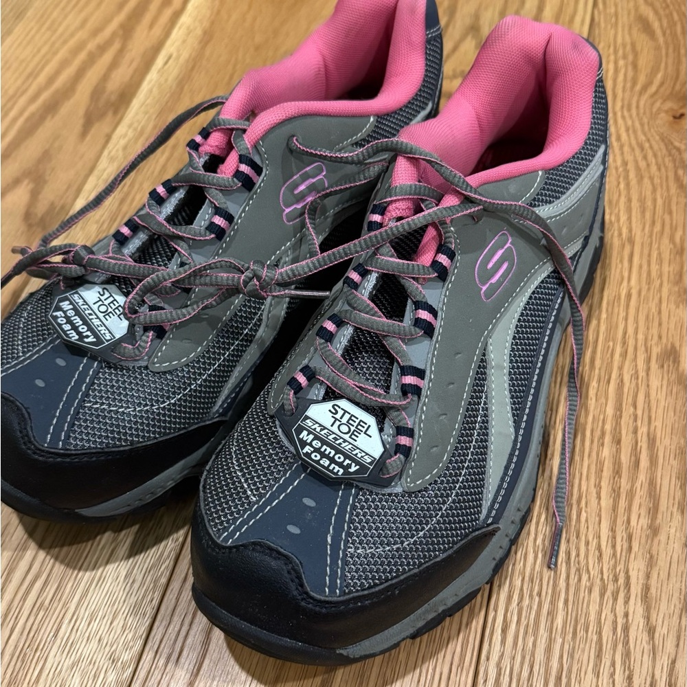 Skechers Women's Pink and Black Athletic Shoes